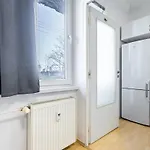 Free Parking - Adm Warm Spacious In Center, Coffee, Ac, Wifi Apartament *