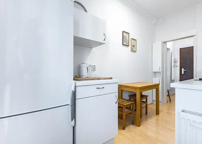 דירה Free Parking - Adm Warm Spacious In Center, Coffee, Ac, Wifi ברטיסלאבה