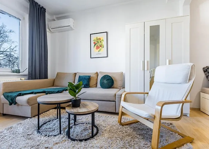 Free Parking - Adm Warm Spacious In Center, Coffee, Ac, Wifi شقة *